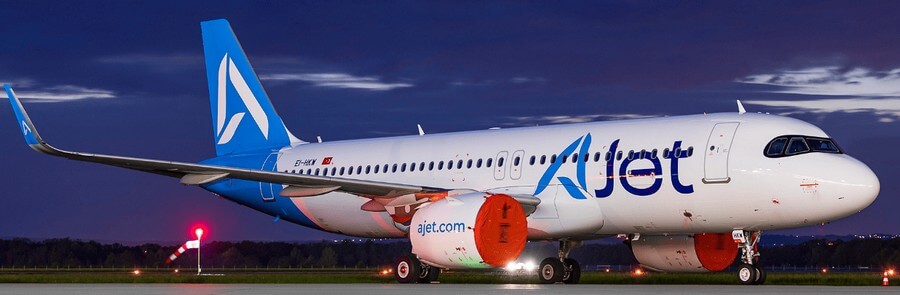 Самолёт AJet Airbus A320