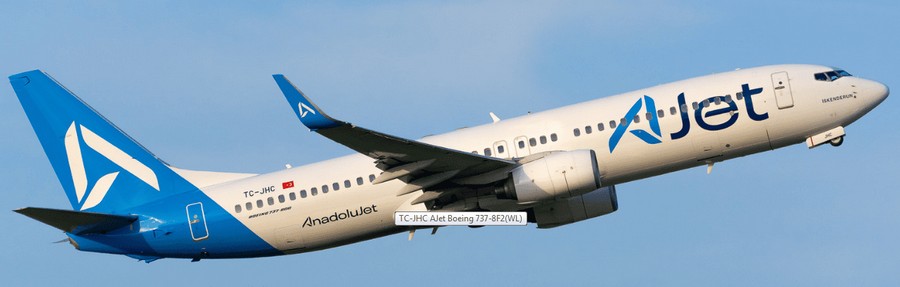 Самолёт AJet Boeing 737 MAX 8
